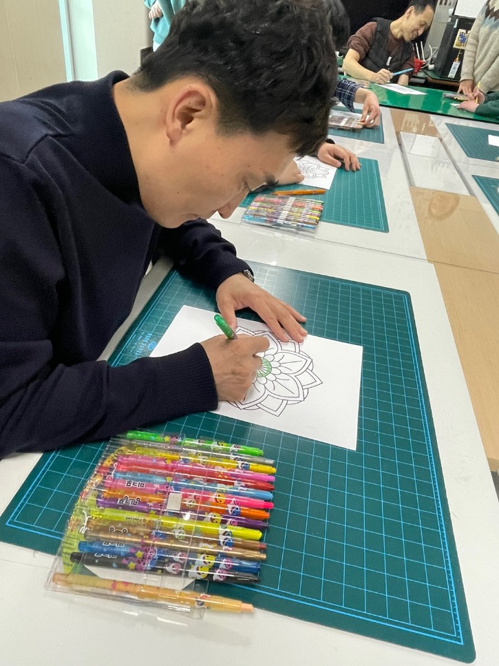 만다라 그림(동욱).jpg